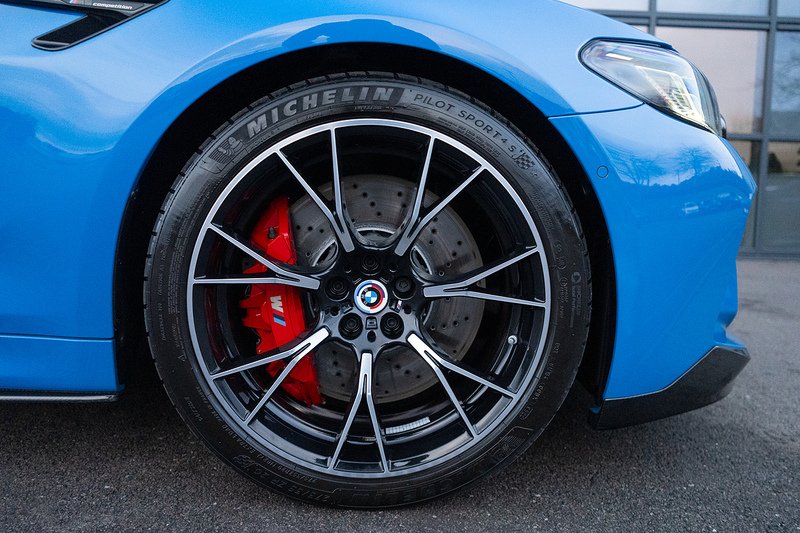 BMW M5 i V8 Competition - U5176