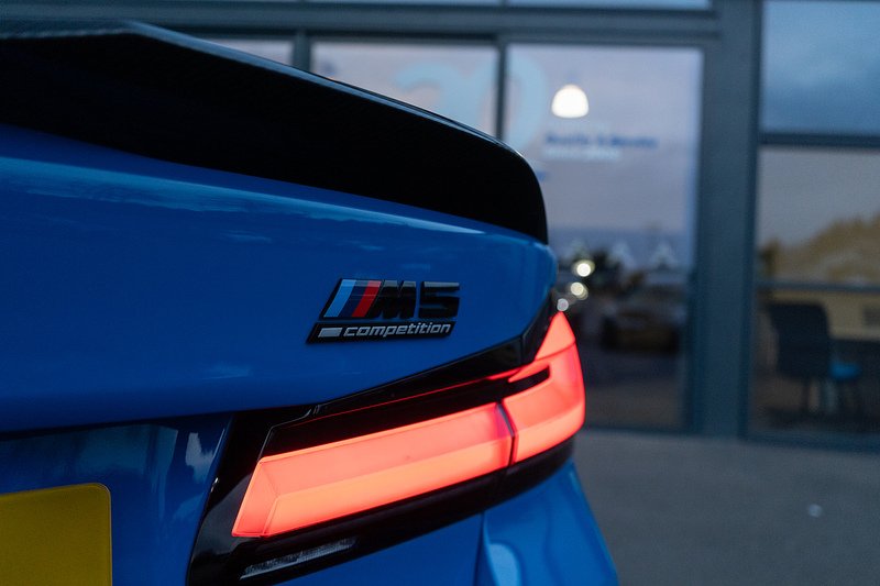 BMW M5 i V8 Competition - U5176