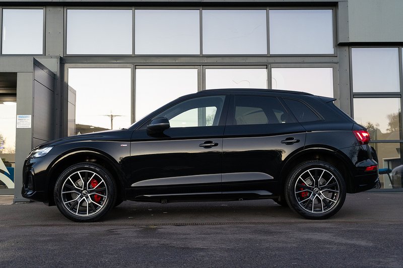 Audi Q5 TFSI Edition 1 - U5178
