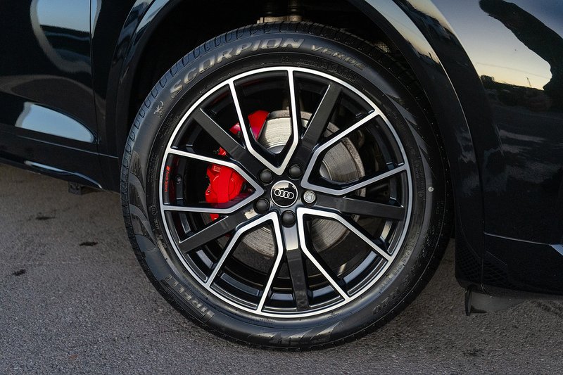 Audi Q5 TFSI Edition 1 - U5178