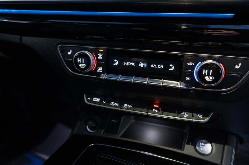 Audi Q5 TFSI Edition 1 - U5178