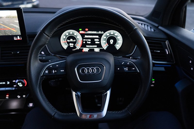 Audi Q5 TFSI Edition 1 - U5178