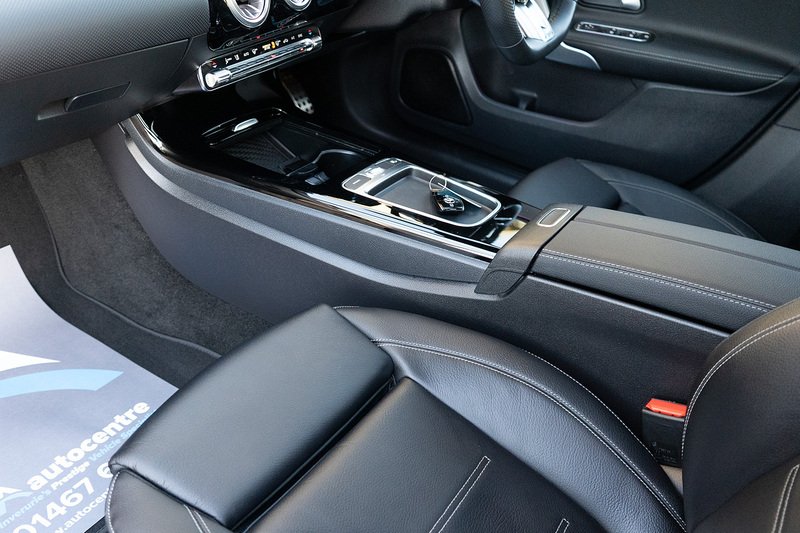 Mercedes-Benz A Class A35h MHEV AMG - U5181