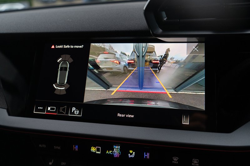 Audi RS3 TFSI Carbon Black - U5184