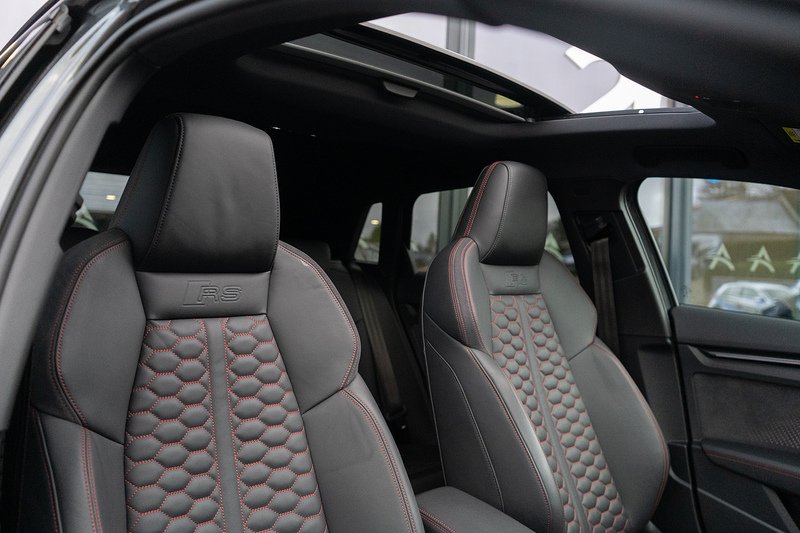 Audi RS3 TFSI Carbon Black - U5184