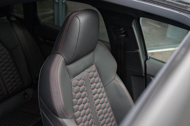 Audi RS3 TFSI Carbon Black - U5184