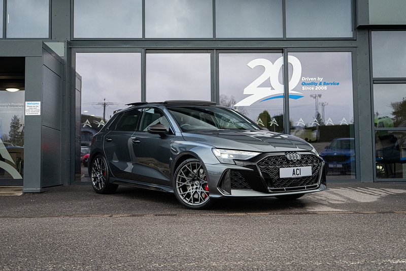 Audi RS3 TFSI Carbon Black - U5184