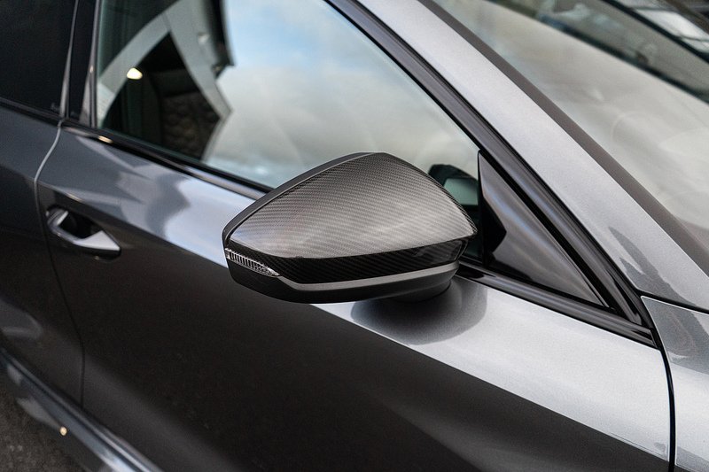 Audi RS3 TFSI Carbon Black - U5184