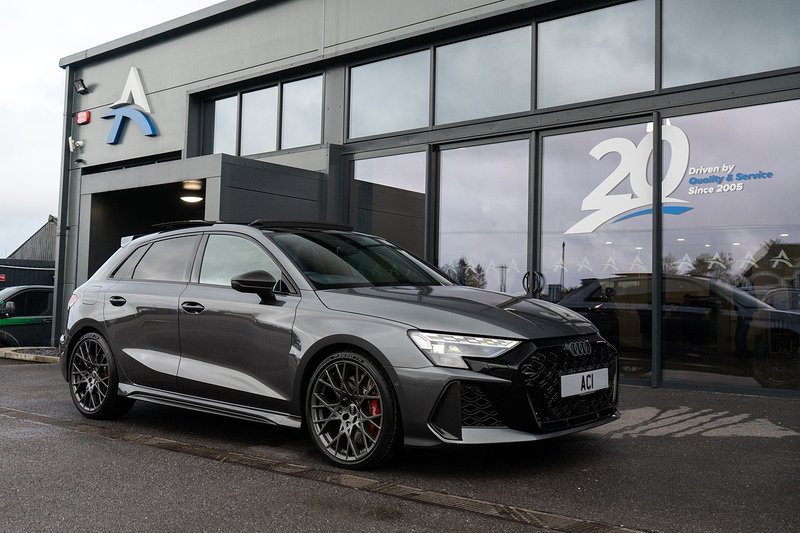 Audi RS3 TFSI Carbon Black - U5184