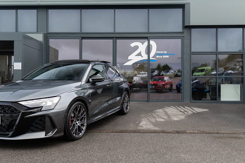 Audi RS3 TFSI Carbon Black - U5184
