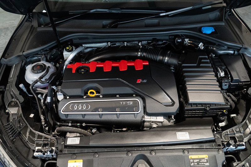 Audi RS3 TFSI Carbon Black - U5184