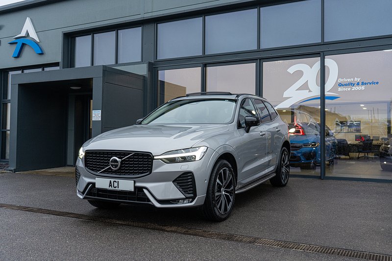 Volvo XC60 B5 MHEV Ultra Dark - U5192