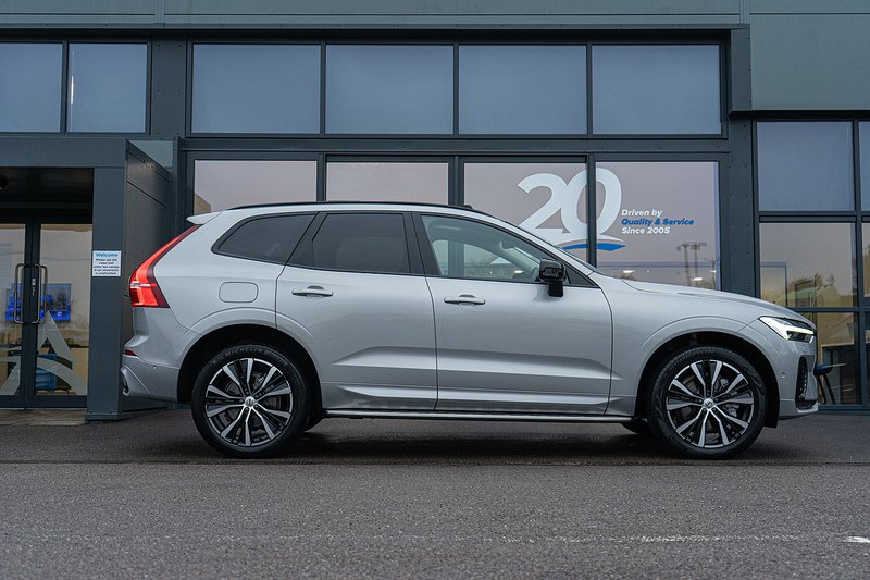 Volvo XC60 B5 MHEV Ultra Dark - U5192