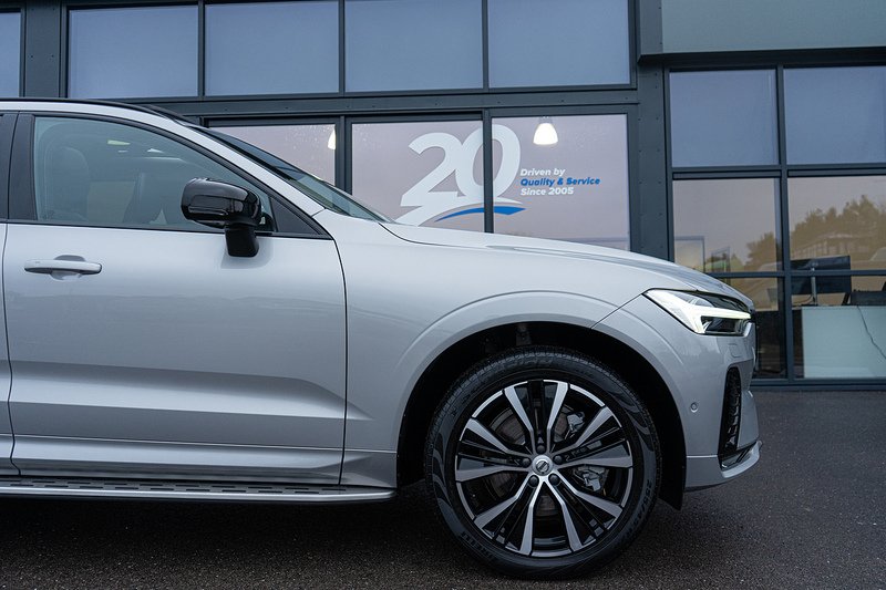 Volvo XC60 B5 MHEV Ultra Dark - U5192