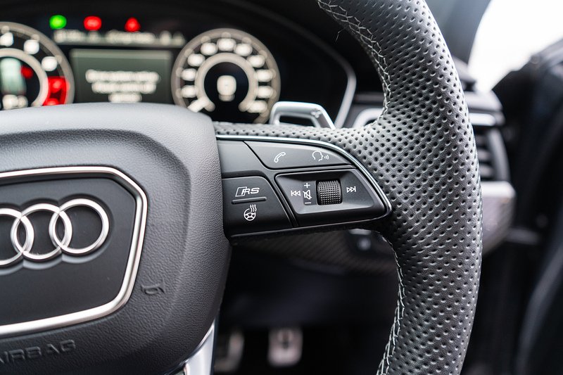 Audi RS4 Avant TFSI V6 Carbon Black - U5193