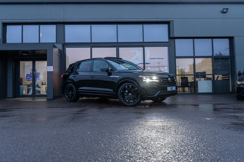 Volkswagen Touareg TDI V6 Black Edition - U5198