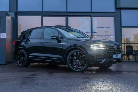 Volkswagen Touareg 2.0 B5 MHEV Ultra Dark SUV 5dr Petrol Hybrid Auto AWD Euro 6 (s/s) (250 ps)