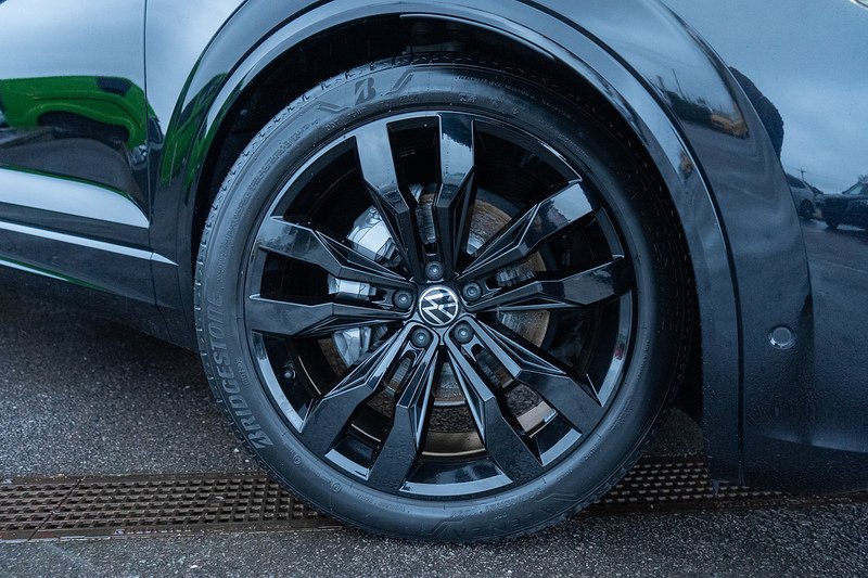 Volkswagen Touareg TDI V6 Black Edition - U5198