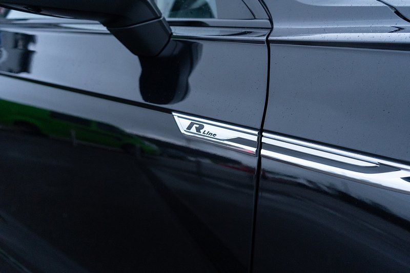 Volkswagen Touareg TDI V6 Black Edition - U5198