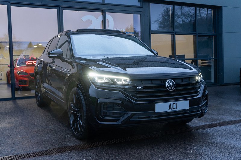 Volkswagen Touareg TDI V6 Black Edition - U5198