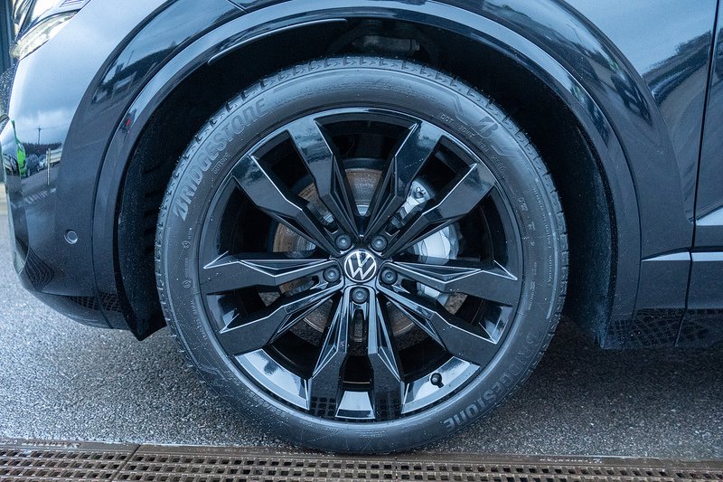 Volkswagen Touareg TDI V6 Black Edition - U5198