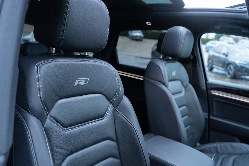 Volkswagen Touareg TDI V6 Black Edition - U5198