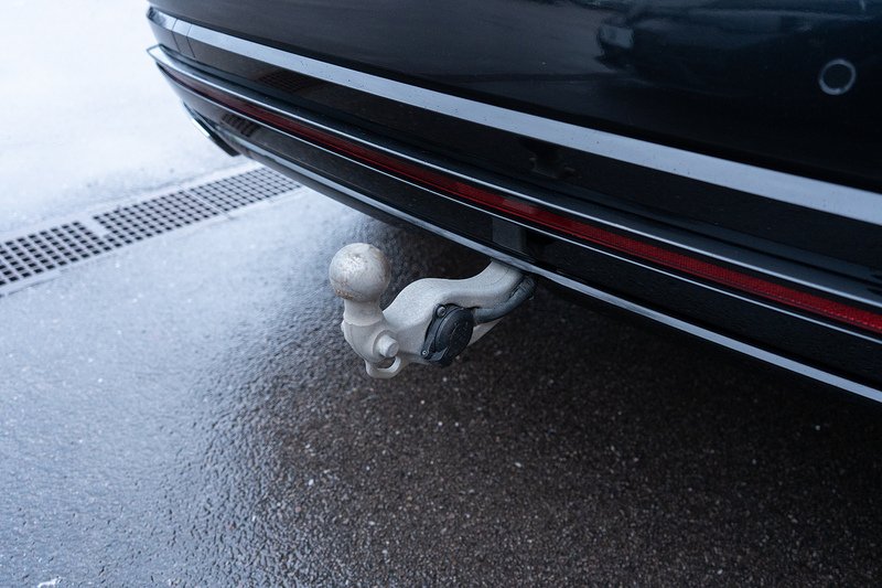 Volkswagen Touareg TDI V6 Black Edition - U5198