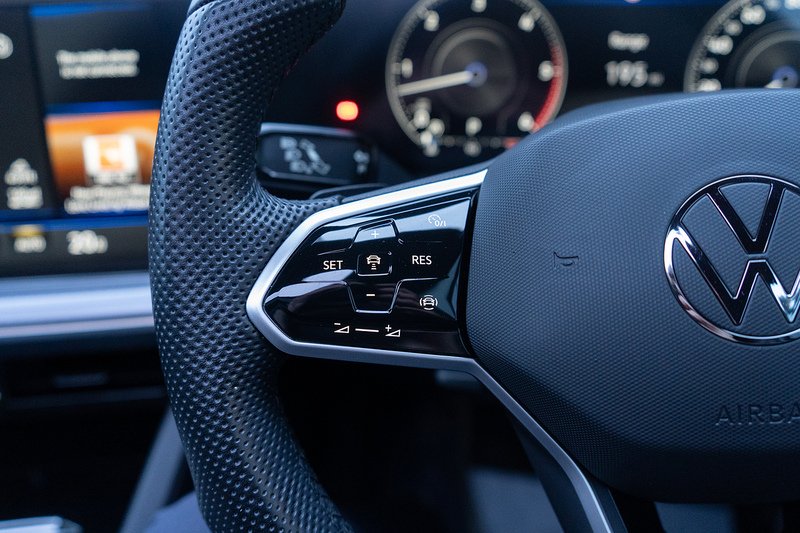 Volkswagen Touareg TDI V6 Black Edition - U5198