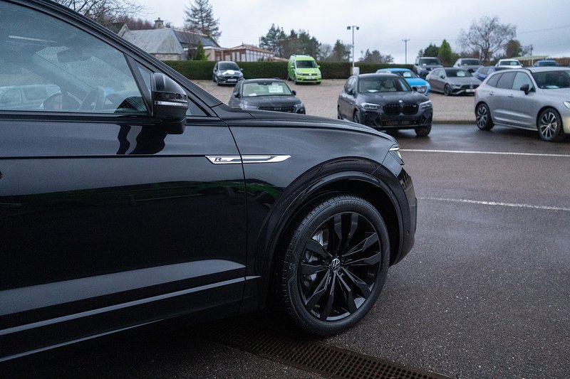 Volkswagen Touareg TDI V6 Black Edition - U5198