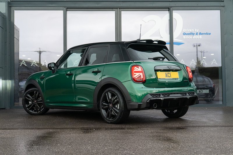 MINI Hatch Cooper Sport - U5210