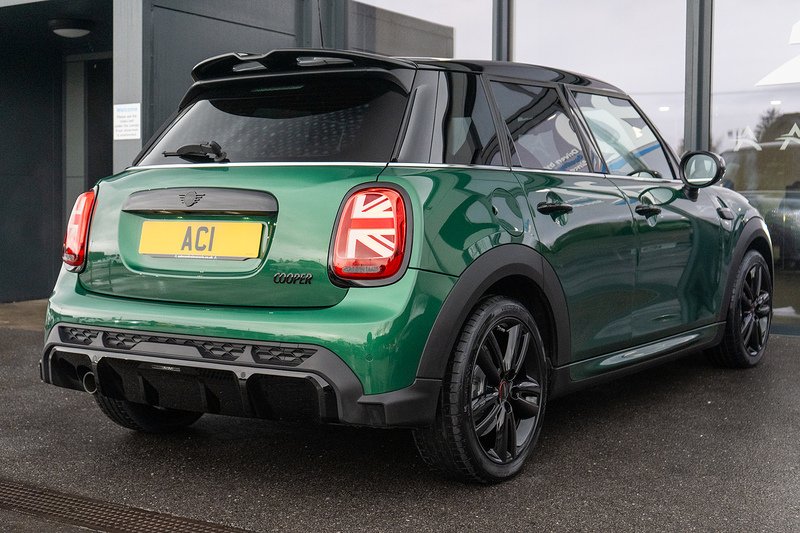 MINI Hatch Cooper Sport - U5210