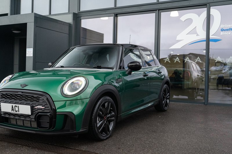 MINI Hatch Cooper Sport - U5210