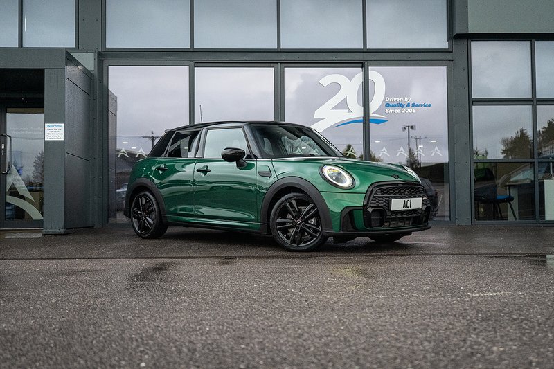 MINI Hatch Cooper Sport - U5210