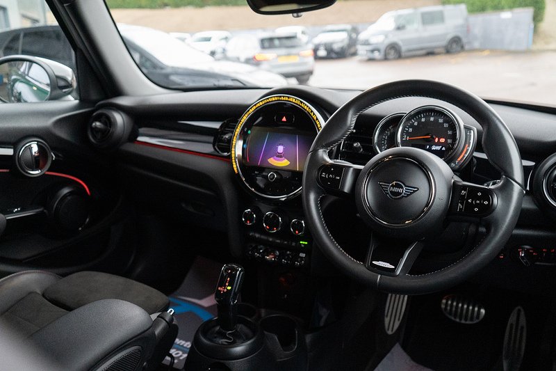 MINI Hatch Cooper Sport - U5210