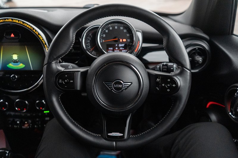 MINI Hatch Cooper Sport - U5210