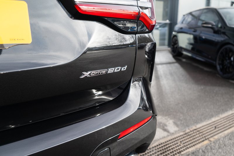 BMW X3 20d MHT M Sport - U5215