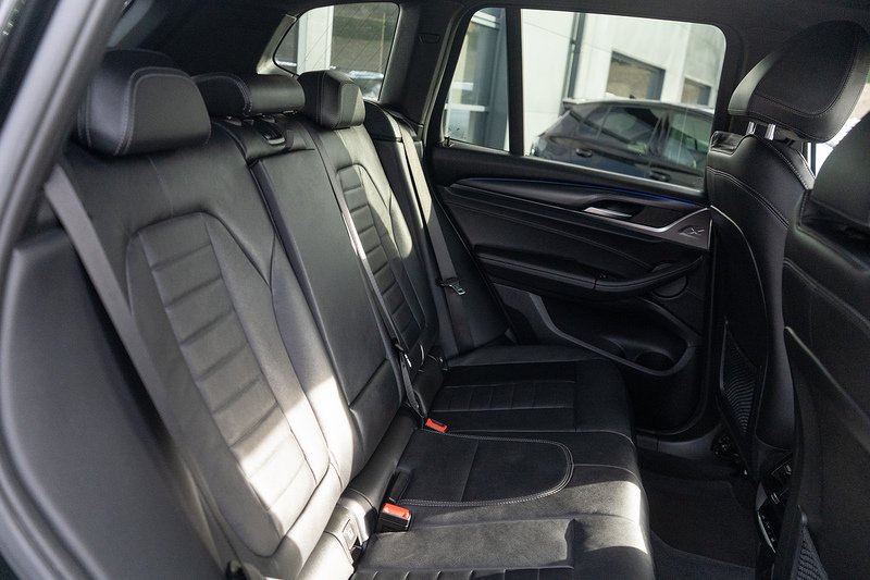 BMW X3 20d MHT M Sport - U5215