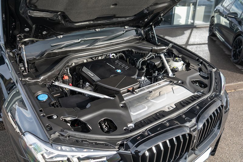 BMW X3 20d MHT M Sport - U5215