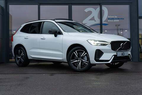 Volvo XC60 2.0 B5 MHEV Ultra Dark SUV 5dr Petrol Hybrid Auto AWD Euro 6 (s/s) (250 ps)