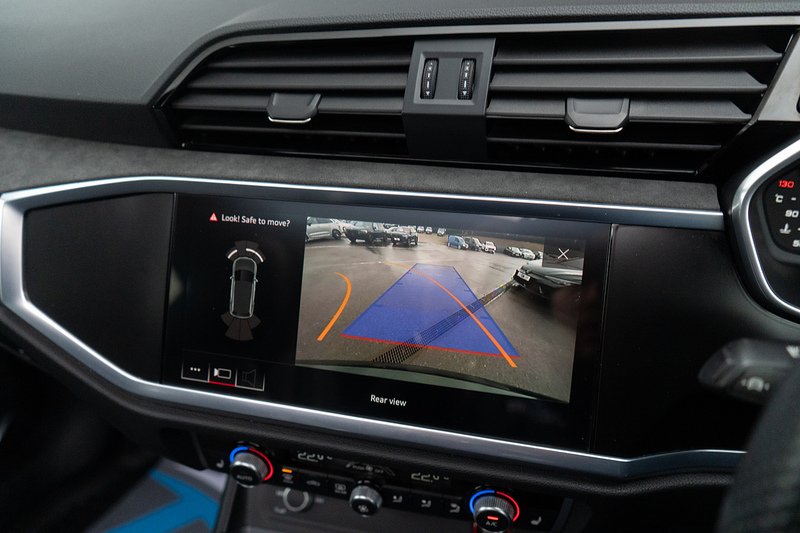 Audi RS Q3 TFSI Audi Sport Edition - U5219