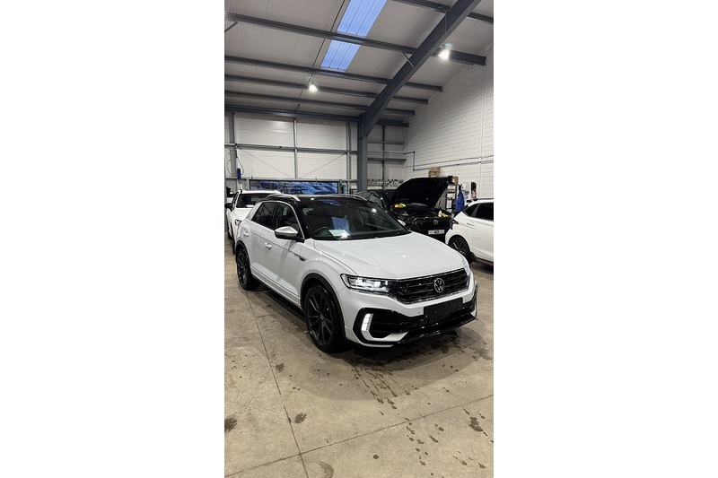 Volkswagen T-Roc TSI R - U5224