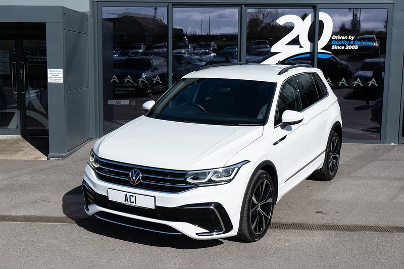 Volkswagen Tiguan TSI R-Line - U5230