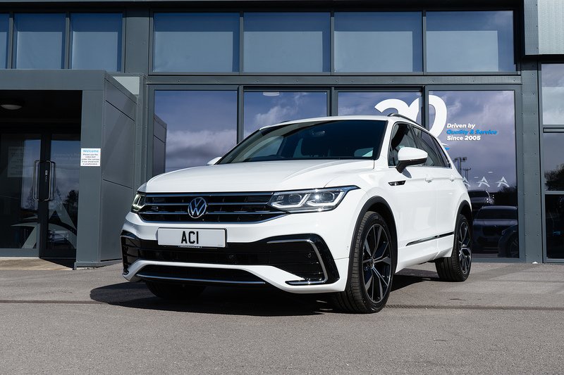 Volkswagen Tiguan TSI R-Line - U5230