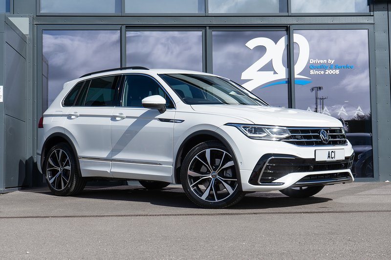 Volkswagen Tiguan TSI R-Line - U5230