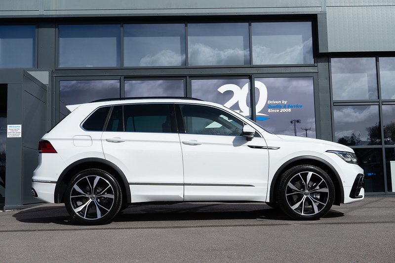 Volkswagen Tiguan TSI R-Line - U5230