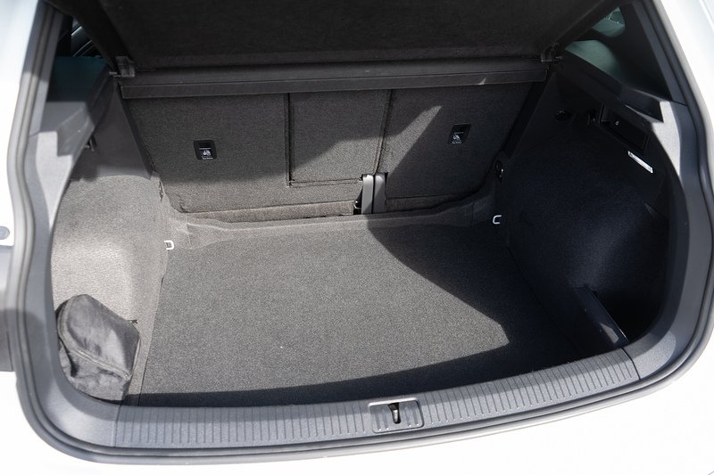 Volkswagen Tiguan TSI R-Line - U5230