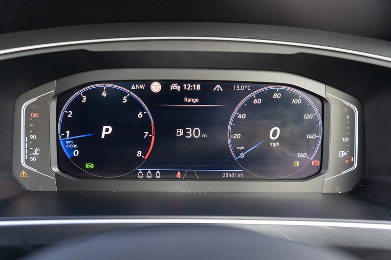 Volkswagen Tiguan TSI R-Line - U5230