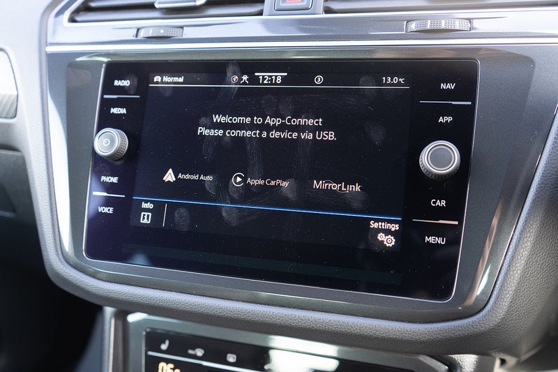 Volkswagen Tiguan TSI R-Line - U5230