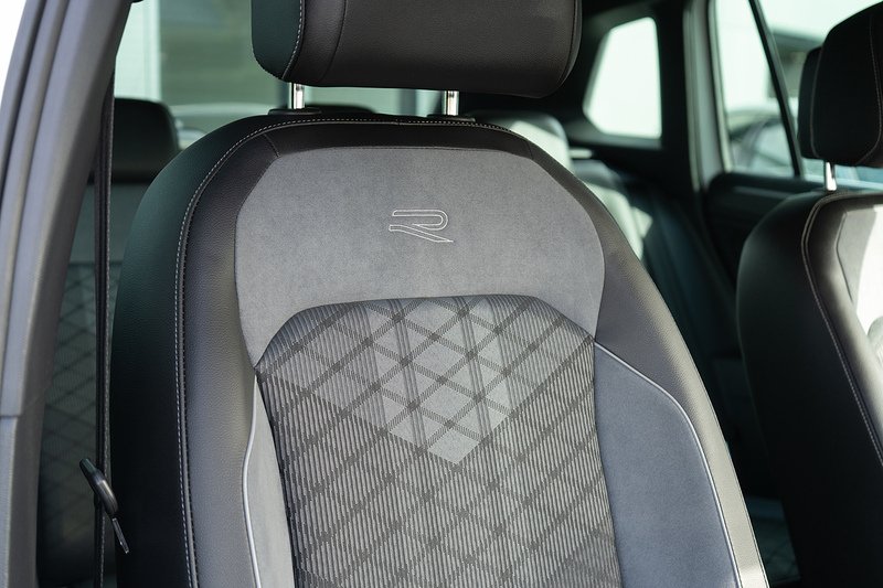 Volkswagen Tiguan TSI R-Line - U5230