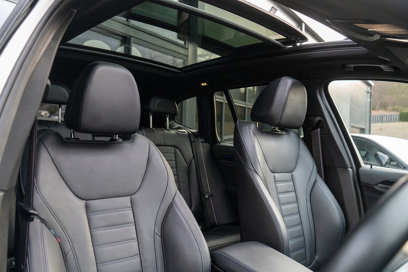 BMW X3 M40i MHT - U5236